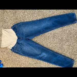 Maternity jeans indigo blue.